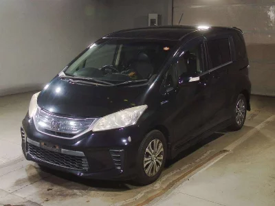 HONDA FREED HYBRID