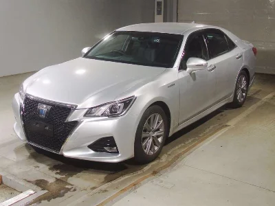 TOYOTA CROWN HYBRID