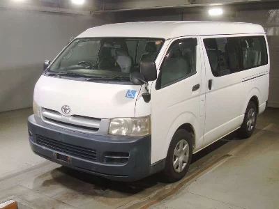 TOYOTA HIACE WAGON