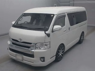 TOYOTA HIACE WAGON