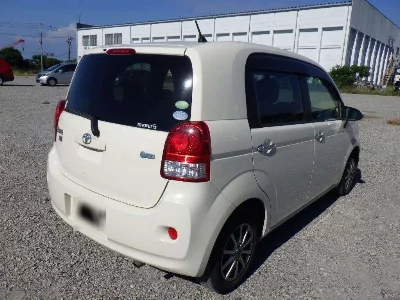 TOYOTA PORTE