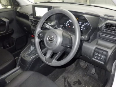 DAIHATSU ROCKY