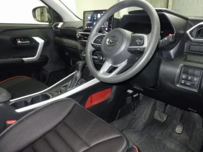 DAIHATSU ROCKY