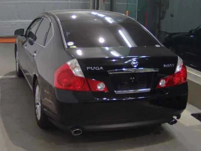 NISSAN FUGA