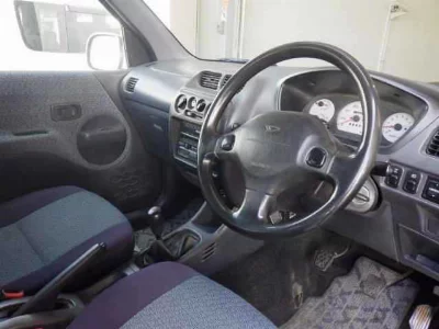 DAIHATSU TERIOS KID