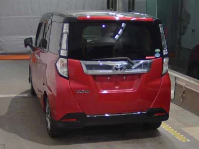 TOYOTA TANK