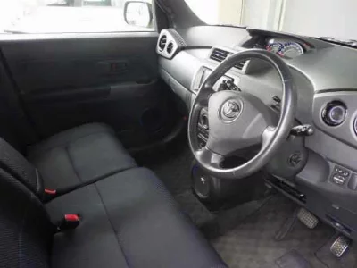 TOYOTA BB