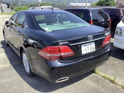 TOYOTA CROWN
