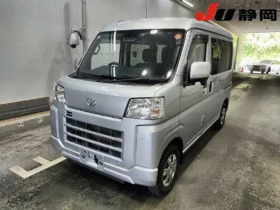 TOYOTA PIXIS VAN