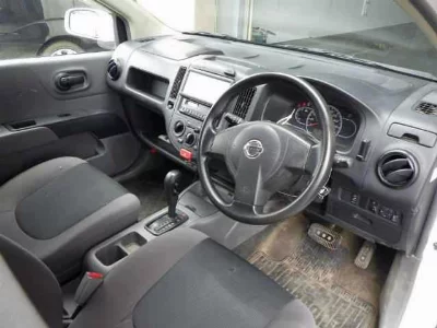 NISSAN AD VAN
