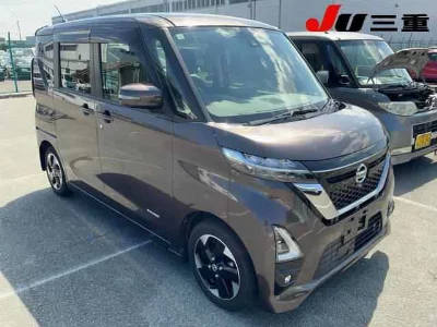 NISSAN ROOX