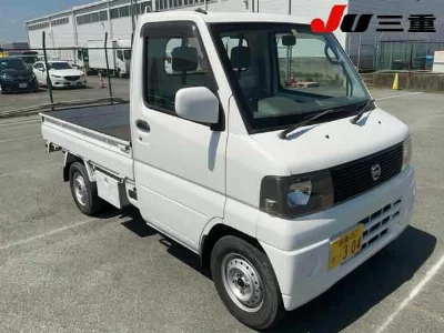 NISSAN CLIPPER