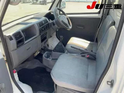 NISSAN CLIPPER