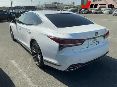 LEXUS LS