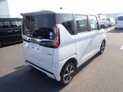 MITSUBISHI EK X SPACE