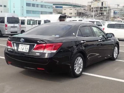 TOYOTA CROWN