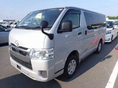 MAZDA BONGO BRAWNY VAN