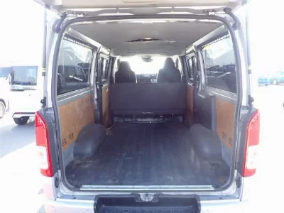 MAZDA BONGO BRAWNY VAN