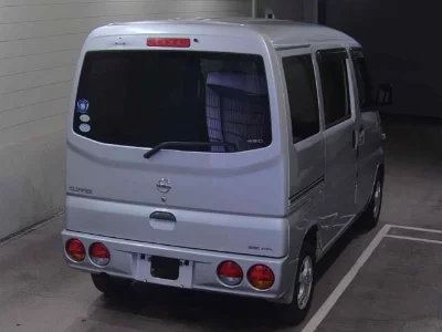 NISSAN CLIPPER VAN