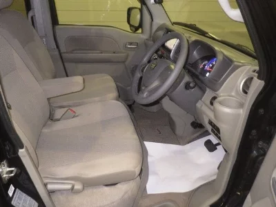 NISSAN NV100 CLIPPER RIO