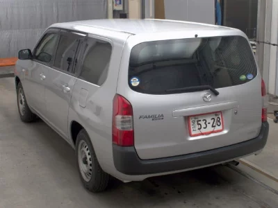 MAZDA FAMILIA VAN