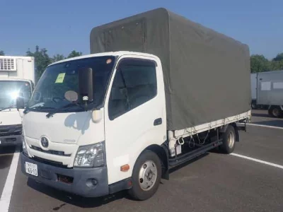 TOYOTA DYNA