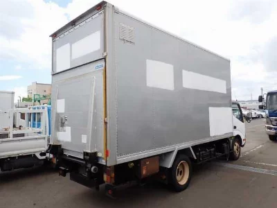 TOYOTA DYNA