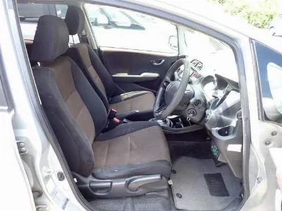 HONDA FIT SHUTTLE HYBRID