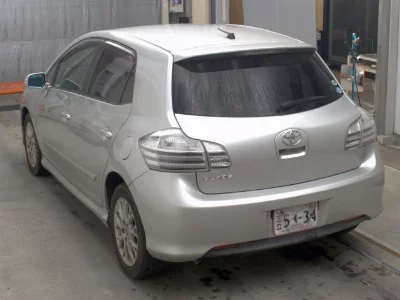 TOYOTA BLADE