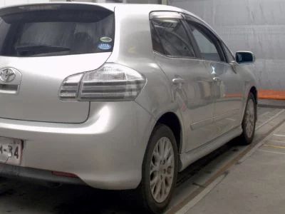 TOYOTA BLADE