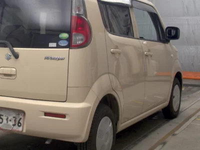 SUZUKI MRWAGON