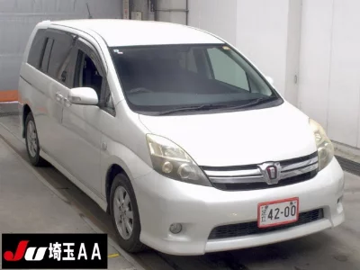 TOYOTA ISIS