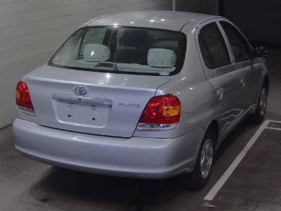 TOYOTA PLATZ