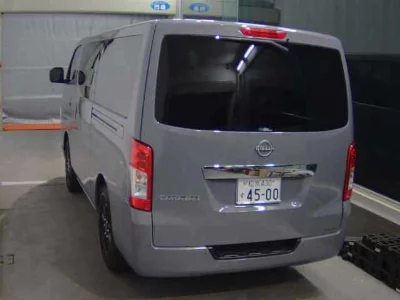 NISSAN CARAVAN