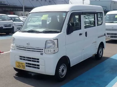 NISSAN NV100 CLIPPER