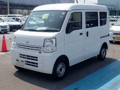 NISSAN NV100 CLIPPER