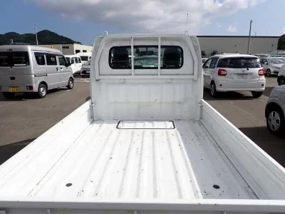 NISSAN NT100 CLIPPER