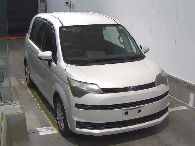 TOYOTA SPADE