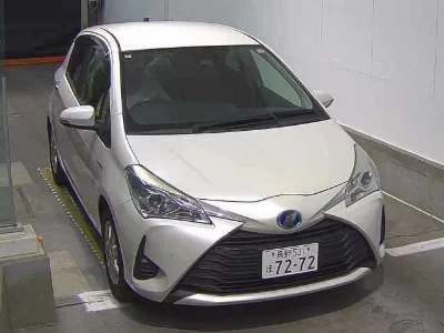 TOYOTA VITZ