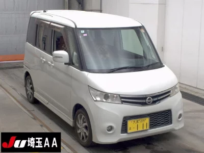 NISSAN ROOX