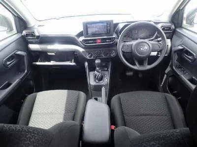 DAIHATSU ROCKY