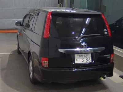 TOYOTA ISIS