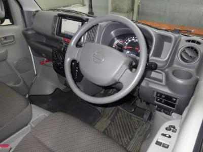 NISSAN NV100 CLIPPER