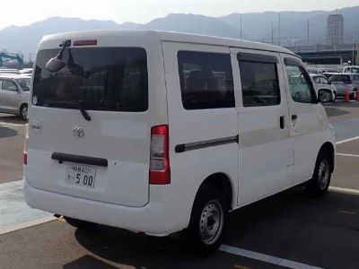 TOYOTA TOWN ACE VAN