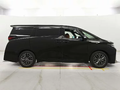 TOYOTA VELLFIRE HYBRID