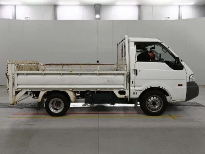 NISSAN VANETTE TRUCK