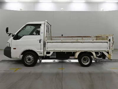 NISSAN VANETTE TRUCK
