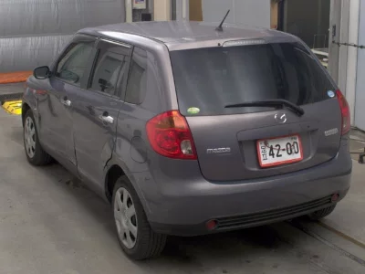 MAZDA VERISA
