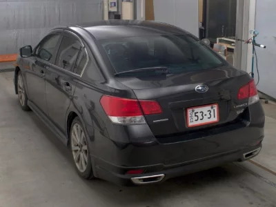 SUBARU LEGACY B4