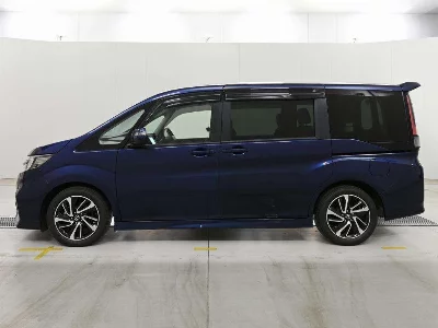 Honda STEPWGN SPADA